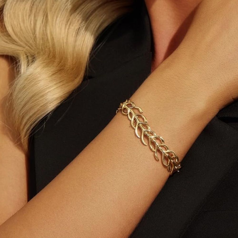 NEW 18k Gold Plated Wishbone Bracelet